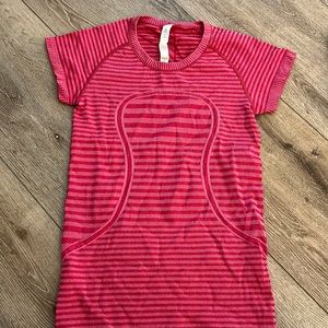 Lululemon shirt